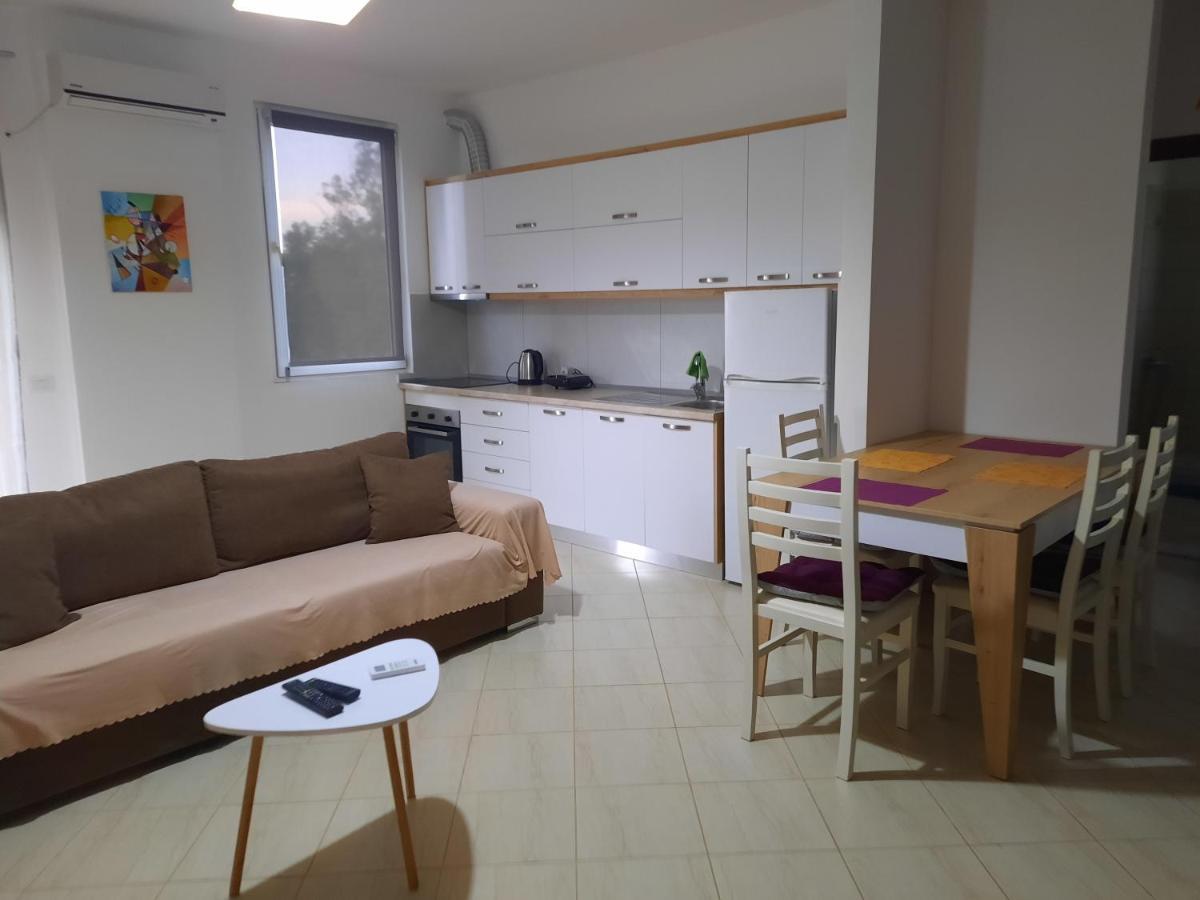 Antea Apartments 1-2 Vlorë Exteriör bild